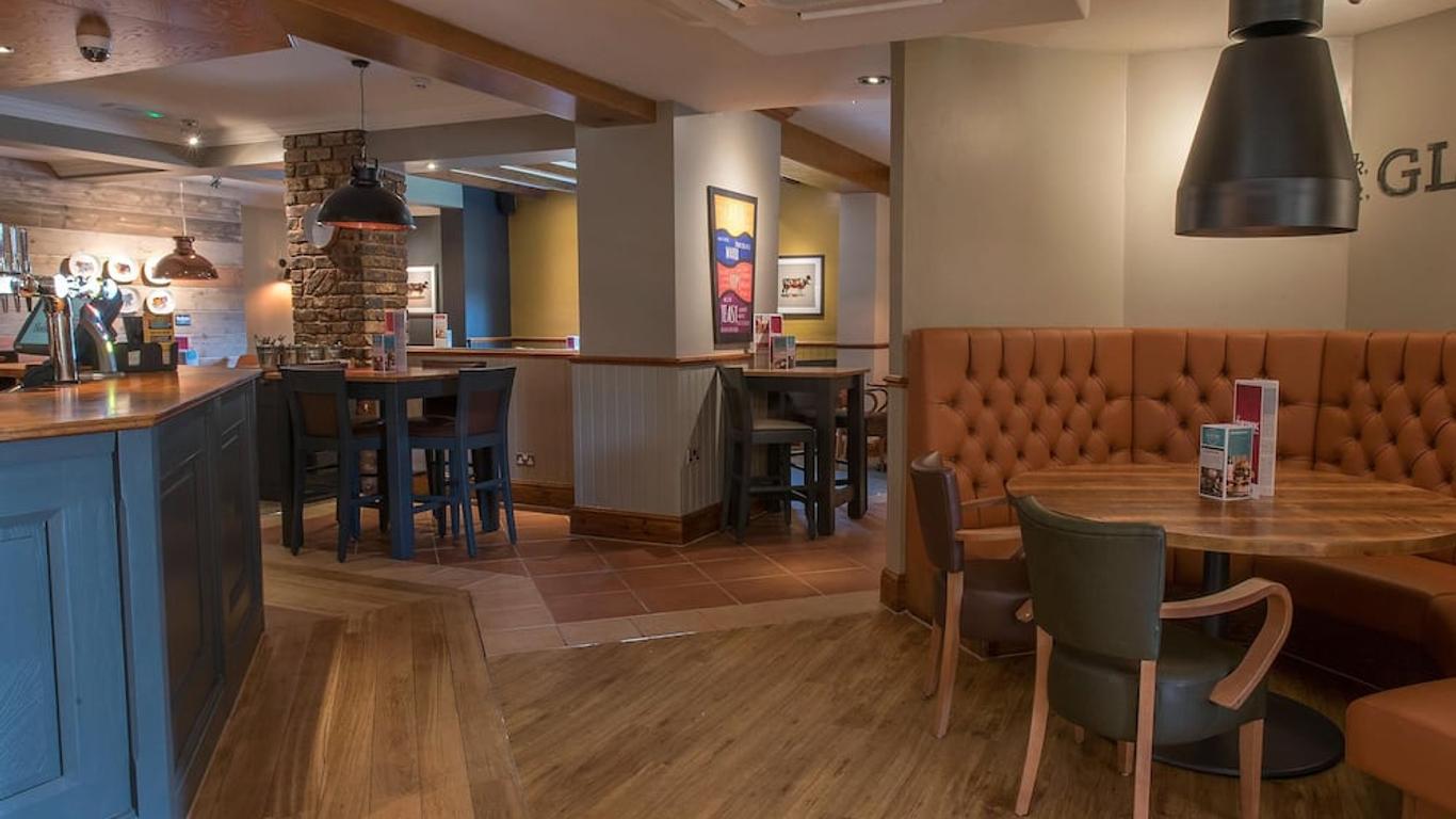 Premier Inn Walsall (M6, J10)