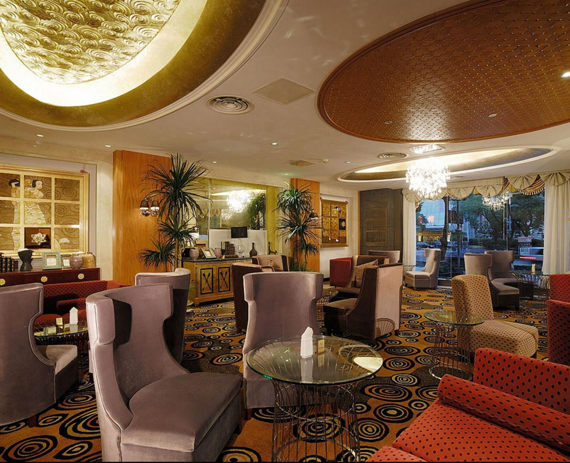 Kunshan Yizui Crown Hotel