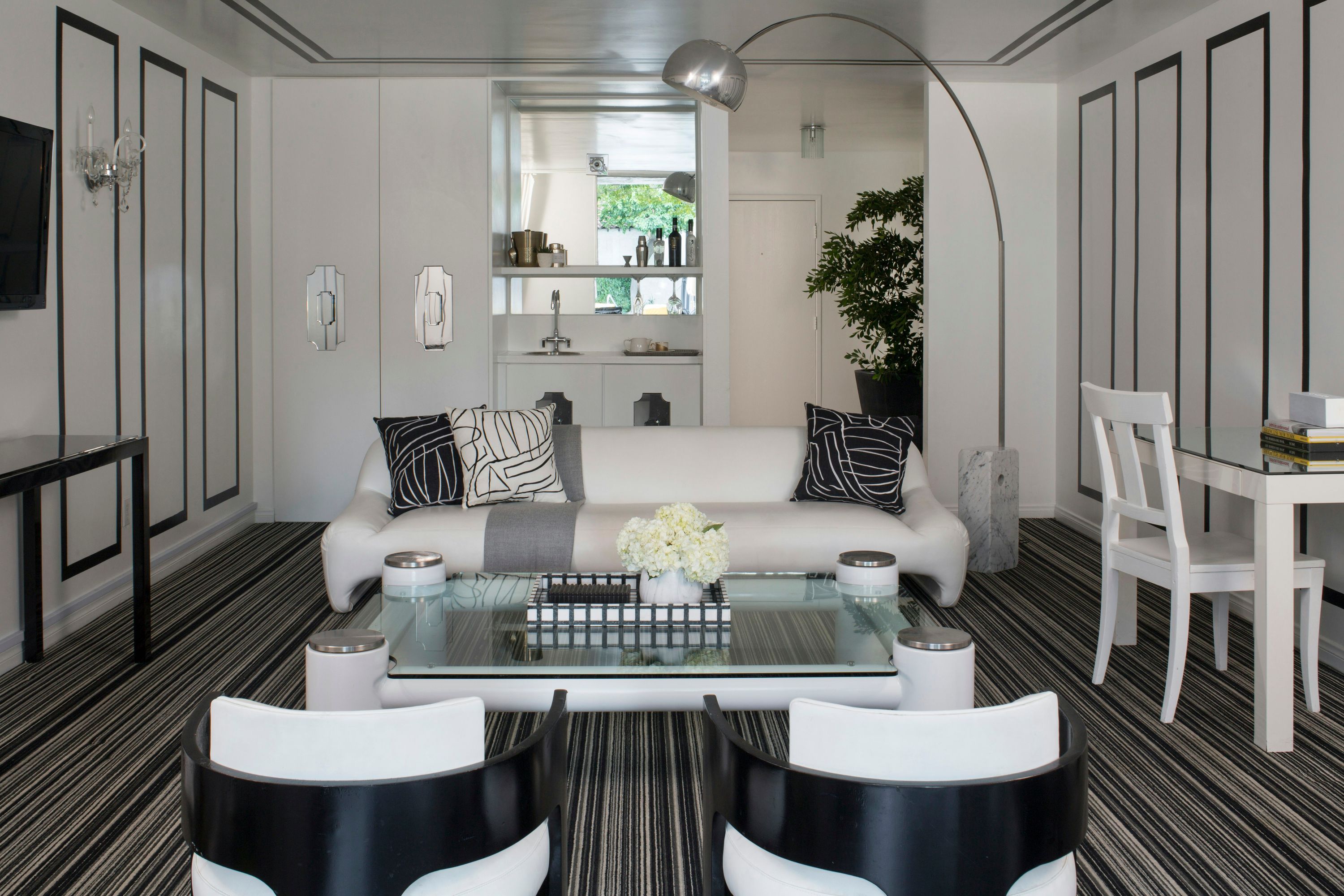 فندق ومنازل بانغالو أفالون في بالم سبرينغز، أحد فنادق مجموعة ديزاين هوتلز - بالم سبرينغس - غرفة معيشة