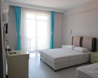 Ispilya Pansiyon - Gökçeada - Bedroom