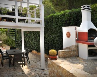 Lovely Holiday House Rosa In The Beautiful Tony Salento 300 Mt From The Sea - Uggiano la Chiesa - Patio