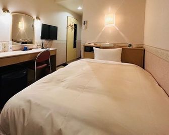 Hotel Crown Hills Kanazawa - קאנאזוואה - חדר שינה