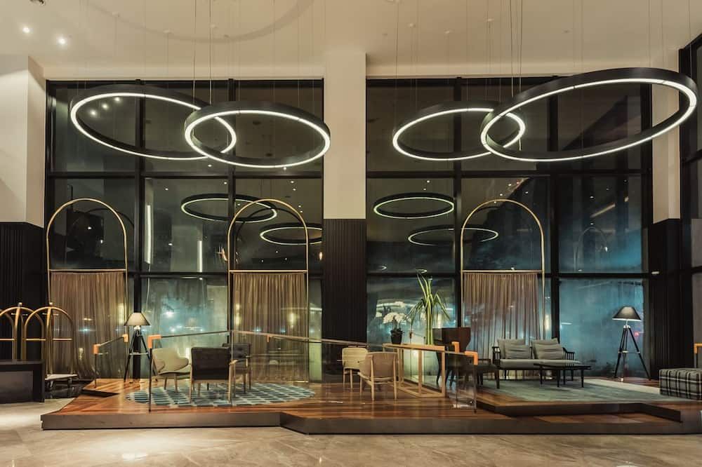 ويل هوتل إيبوه