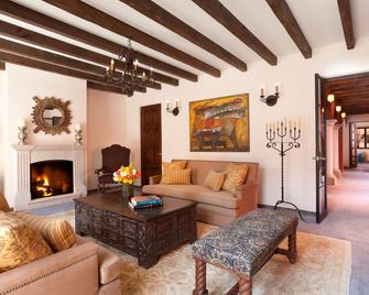 Rosewood San Miguel De Allende - ซาน มิเกล เด อาเลนเด - ห้องนั่งเล่น