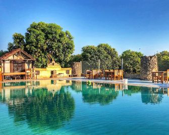 Gir Lions Paw Resort With Swimming Pool - Sasan Gir - Pool
