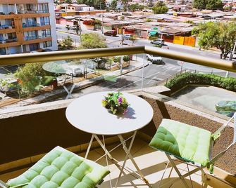 Alma Socoroma en playa Chinchorro - Arica - Balcón