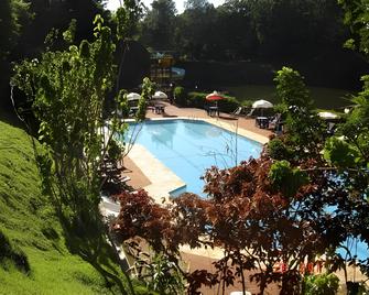 Hotel Lago das Pedras - Apucarana - Piscina