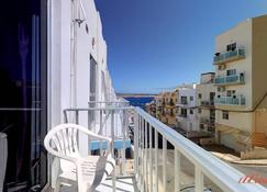 Seaside 2 Bedroom Apt w Side Sea Views - New - Mellieha - Balcony