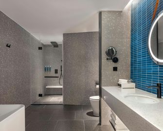 Four Points by Sheraton Urumqi - Ürümqi - Banheiro