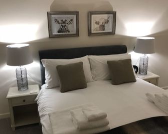 Camerton Inn Cottage - Bath - Bedroom