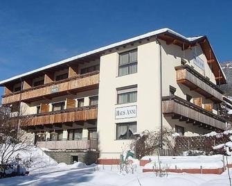 Family room Superior - Haus Anni - Bad Kleinkirchheim - Edificio