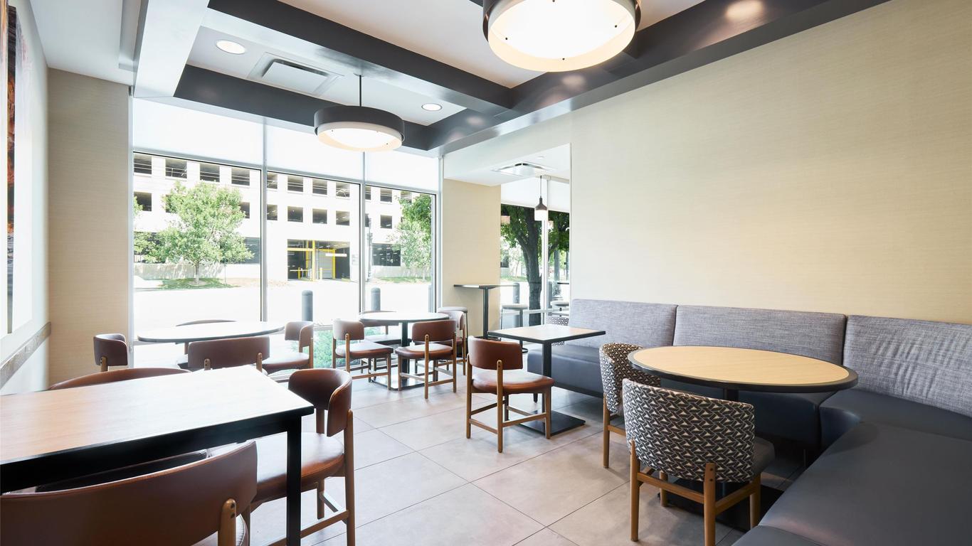 Hyatt Place Salt Lake City/Downtown/Gateway