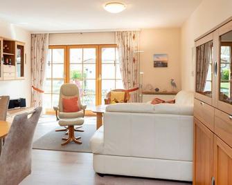 Ferienpark Freesenbruch Wohnung 4 1 - Boddenkiker - Zingst - Salon