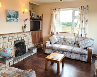 Tigh Mhartin - Lettermore - Living room