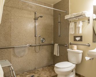 San Luis Inn And Suites - San Luis Obispo - Bathroom