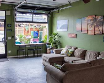 California Dreams Hostel - Pacific Beach - San Diego - Lounge