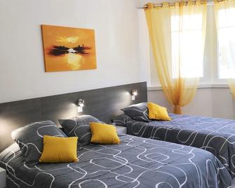 Appartement Le Solea 100m2 climatisé parking proche Sanctuaires - Lourdes - Bedroom