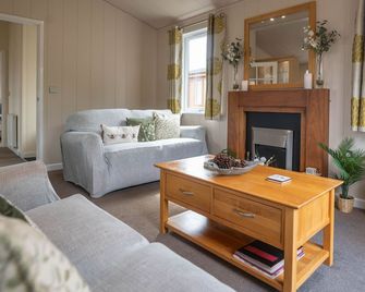 6 Atlantic Crescent - Ilfracombe - Huiskamer