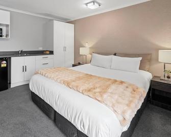 136 On Bealey Motel - כרייסטצ'רץ' - חדר שינה