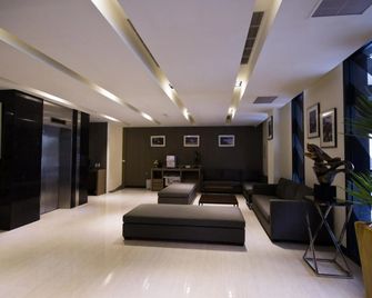 Royal Guest Hotel - Tainan - Lobby