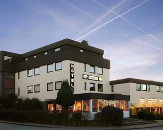 Hotel Hillegosser Hof - Bielefeld - Building