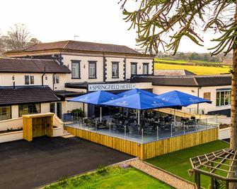 Springfield Hotel & Health Club - Holywell - Edificio