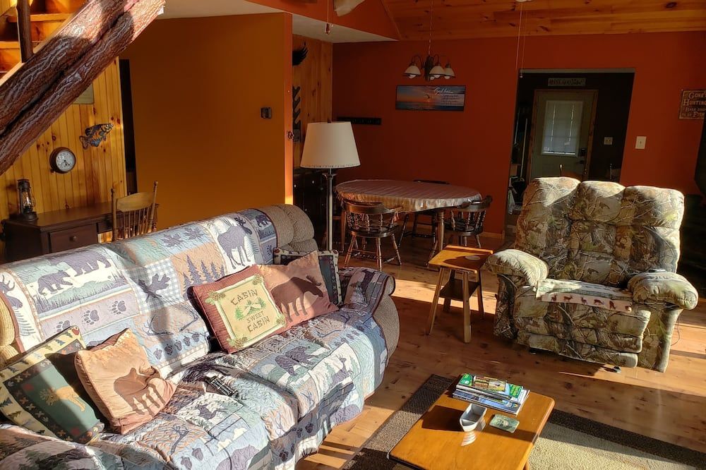 Pymatuning Lake Cottage!