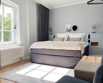 Boutiquehotel Petuh - Flensburg - Bedroom