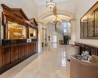 كواليتي هوتل ريجينت روكهامبتون - روكامبتون - ردهة