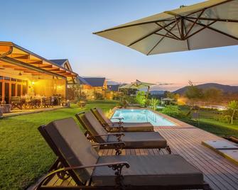 Kambaku River Lodge - Malelane - Pool