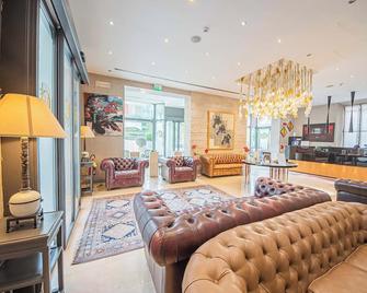 فندق سنشري - بارما - ردهة