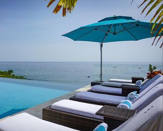 Sunset Reef St. Kitts - باسيترّ - حوض السباحة