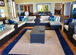 Sea View Play - Christiansted - Living room