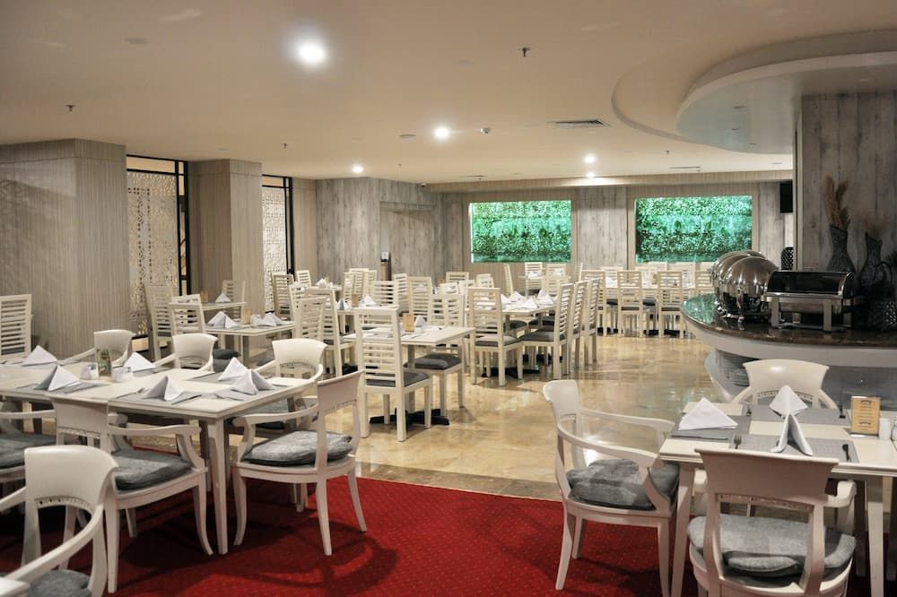 بيفرلي هوتل باتام