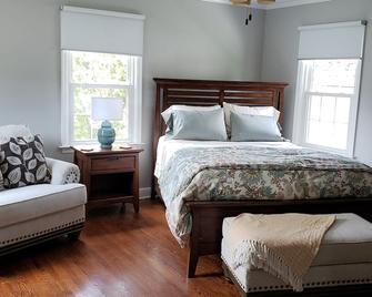 South Hills Charmer - Charleston - Bedroom