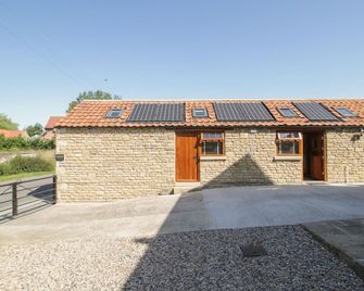 Yeoman's Cottage - Pickering - Building
