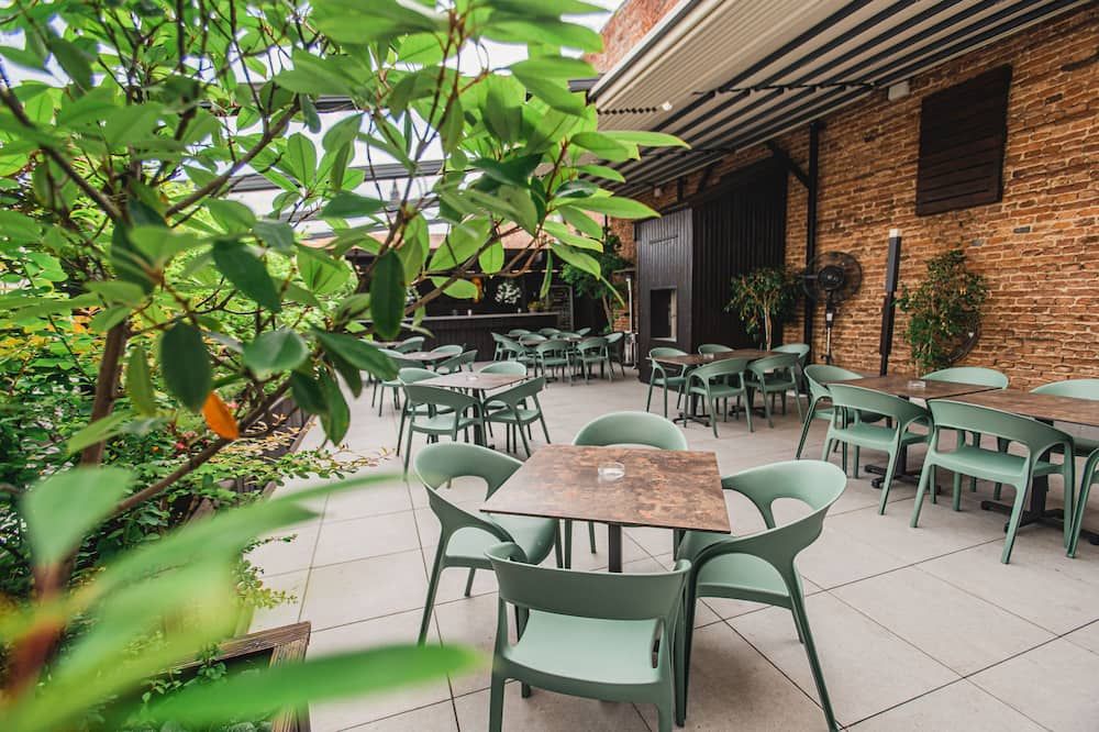 Caro Boutique Hotel - Velký Varadín - Terasa