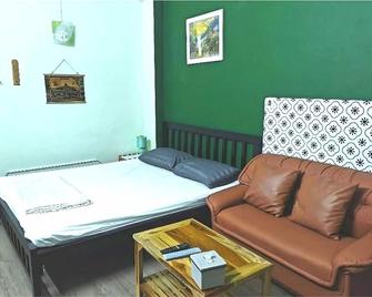 The Backpacker stn - Mueang Nonthaburi - Bedroom