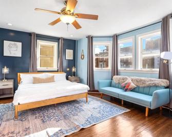 8br 3ba Classic By Tropicana, Boardwalk, Beach - Atlantic City