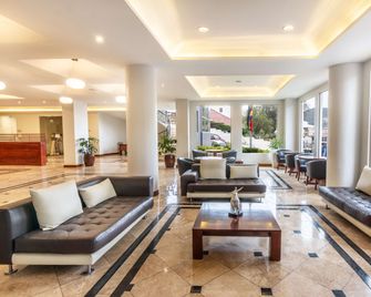Sonesta Hotel Loja - Loja - Salónek