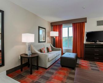 Homewood Suites by Hilton Long Island-Melville - Plainview - Living room