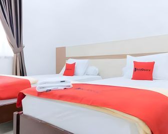 RedDoorz Syariah Jalan Ir Haji Juanda Jambi - Jambi