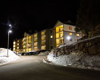 Innseason Resorts Pollard Brook - Lincoln - Building