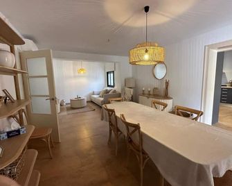 Beautiful house with private swimming pool, all on first floor - L'Ametlla de Mar - Salle à manger