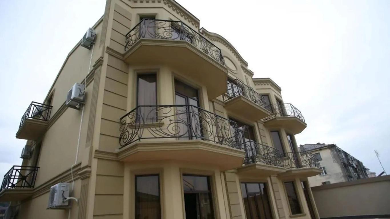 Premier Hotel