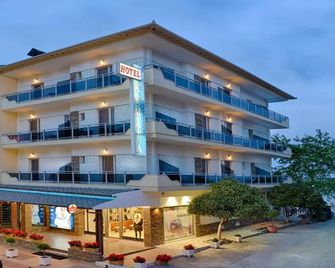 Kymata - Paralia - Gebouw