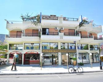 Pitsakis Hotel - Tolo - Gebäude