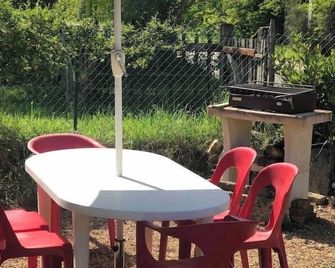 La petite maison des gîtes de Joséphine - Saint-Dyé-sur-Loire - Patio