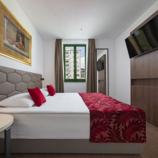 Bedroom view of Hotel Park 45