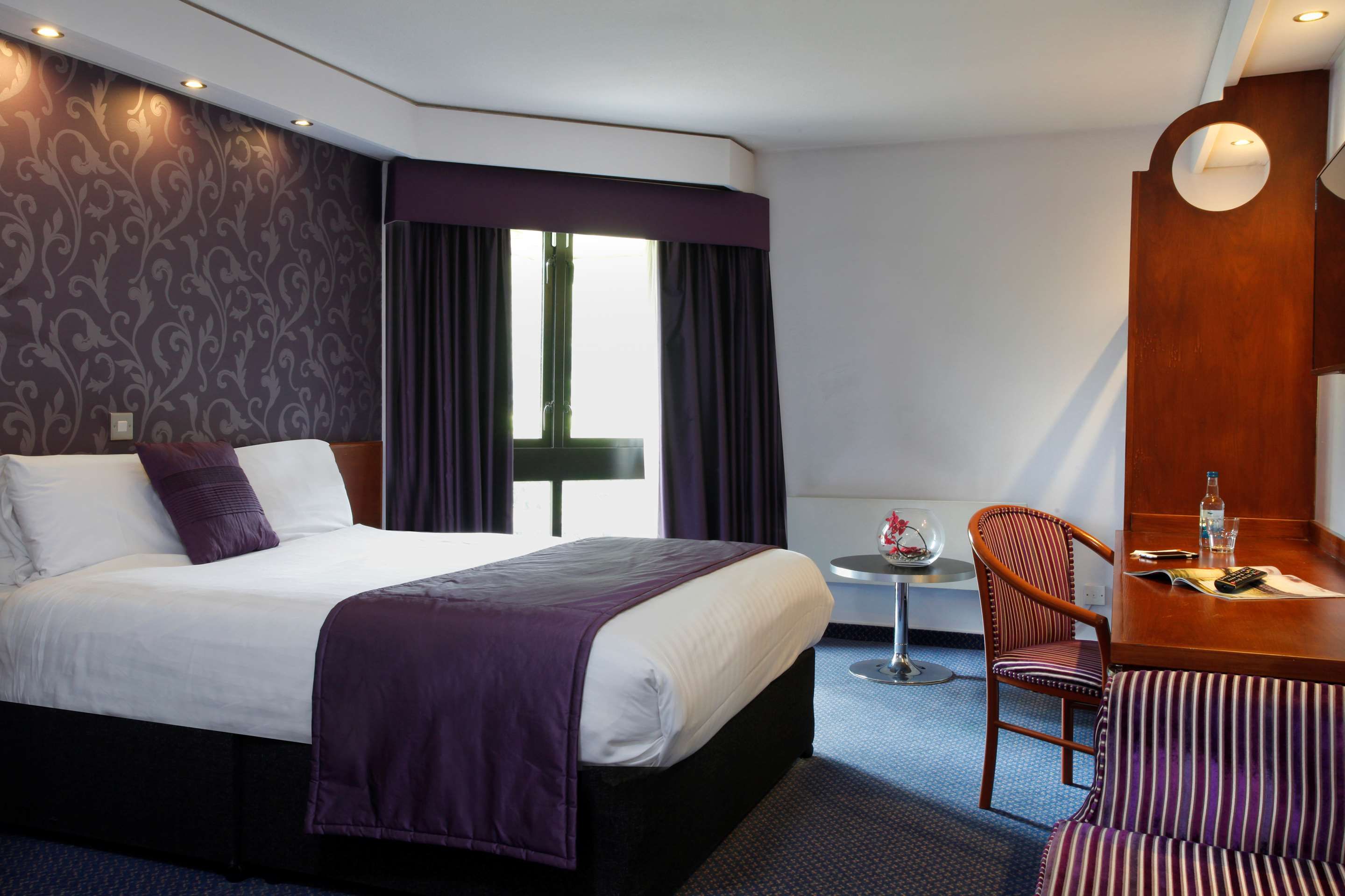 بست ويسترن نوتينجهام ديربي